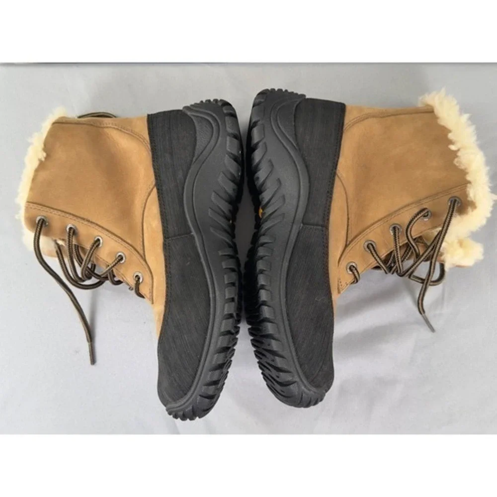 UGG‎ Australia Adirondack II Womens Winter Boots Chestnut 5472 size 7